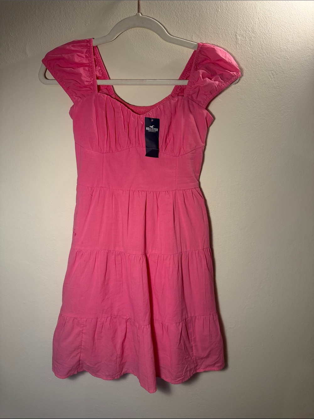 Hollister Girls' Hot Pink Tiered Cap-Sleeve Dress. Size XXSmall